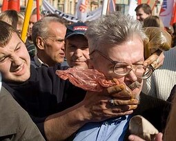 13841